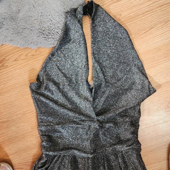 Glittery halter jumpsuit - Picture 3 of 4